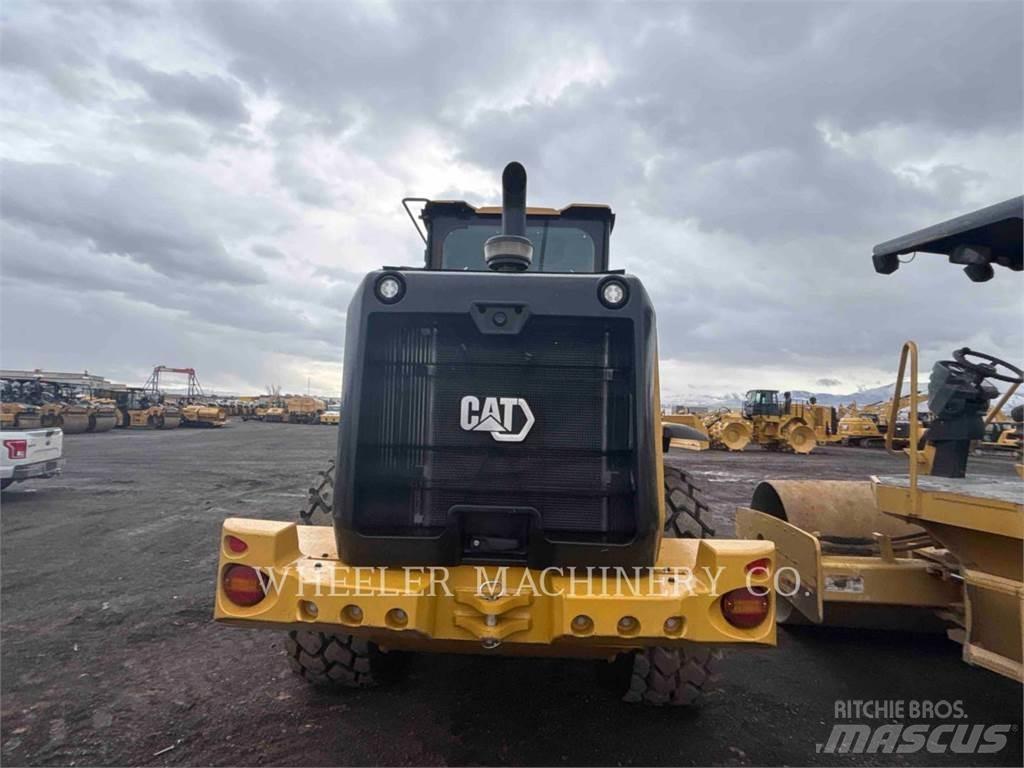 CAT 926M QC ホイールローダー・タイヤショベル