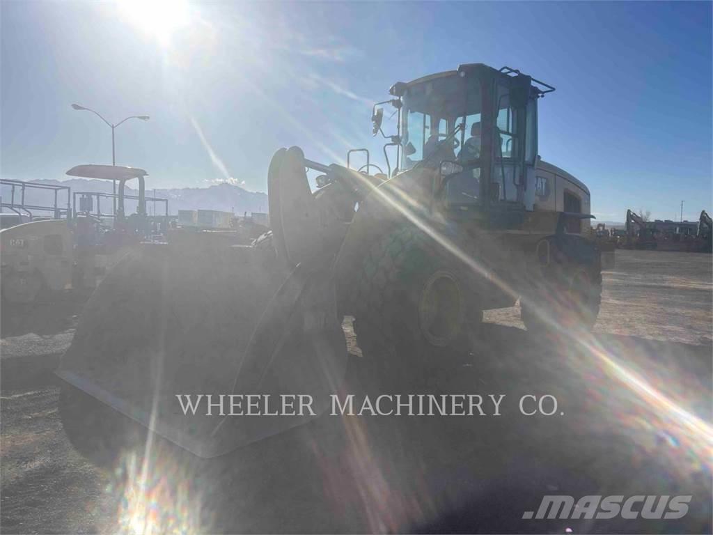 CAT 926M QC ホイールローダー・タイヤショベル