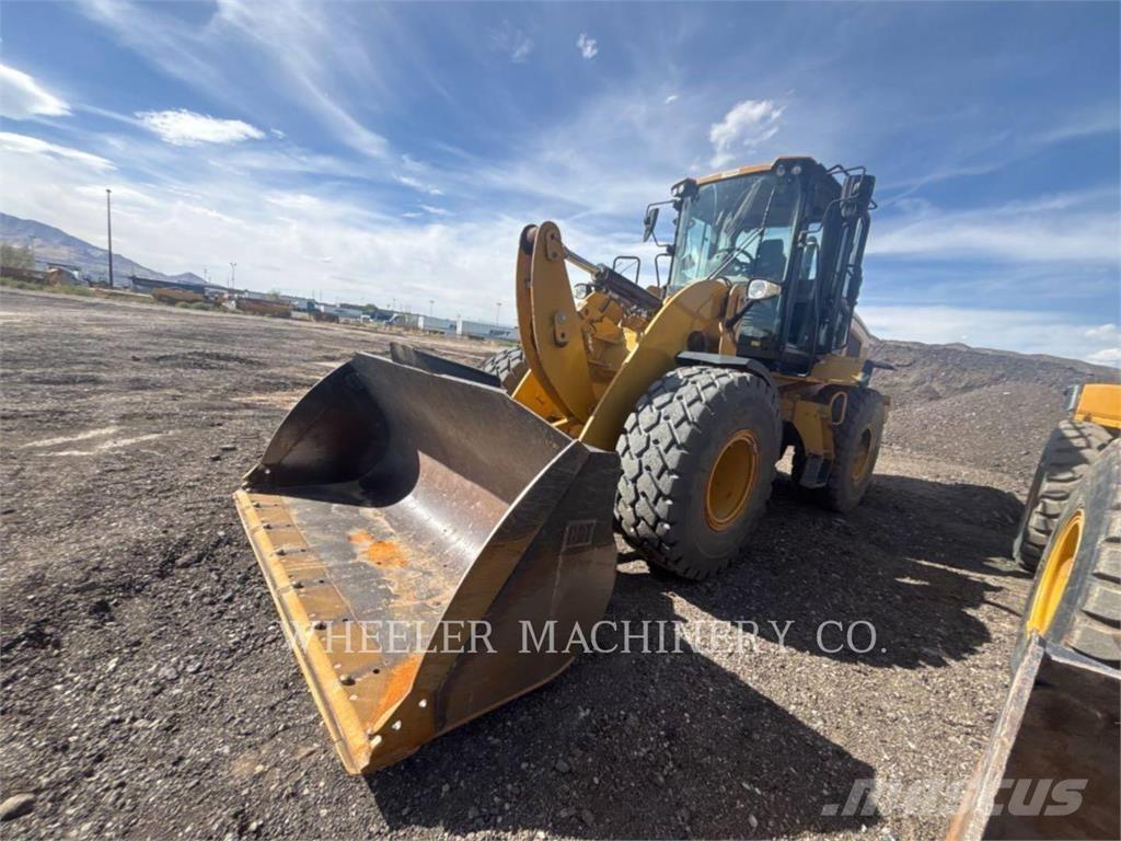 CAT 926M QC ホイールローダー・タイヤショベル