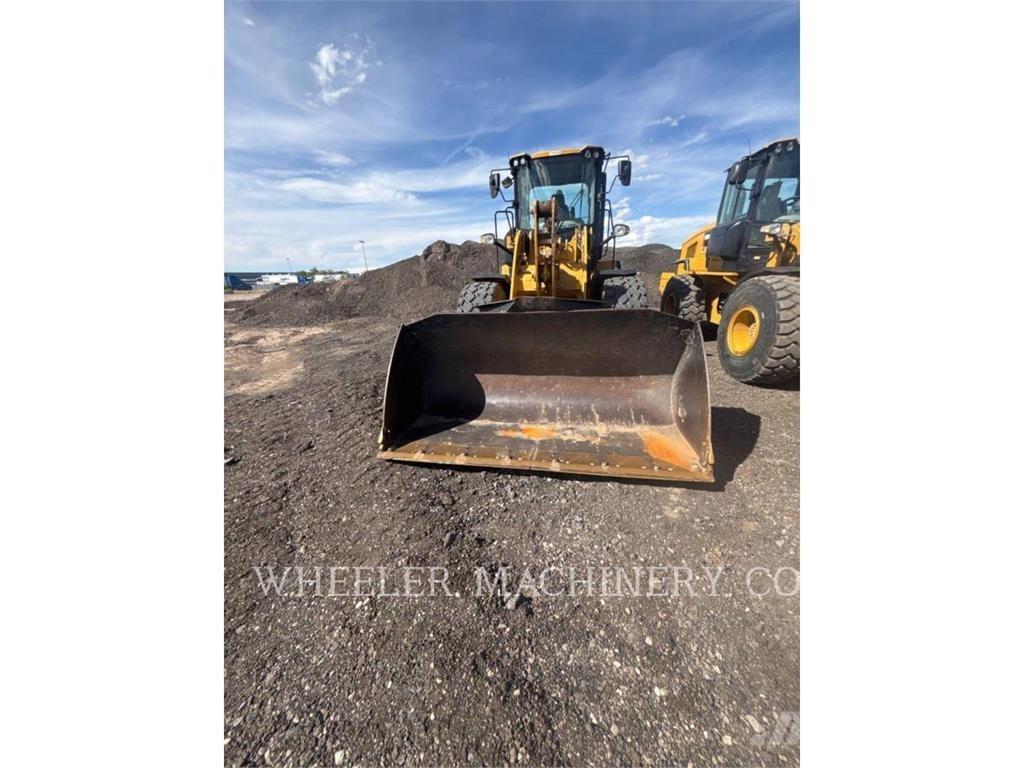 CAT 926M QC ホイールローダー・タイヤショベル