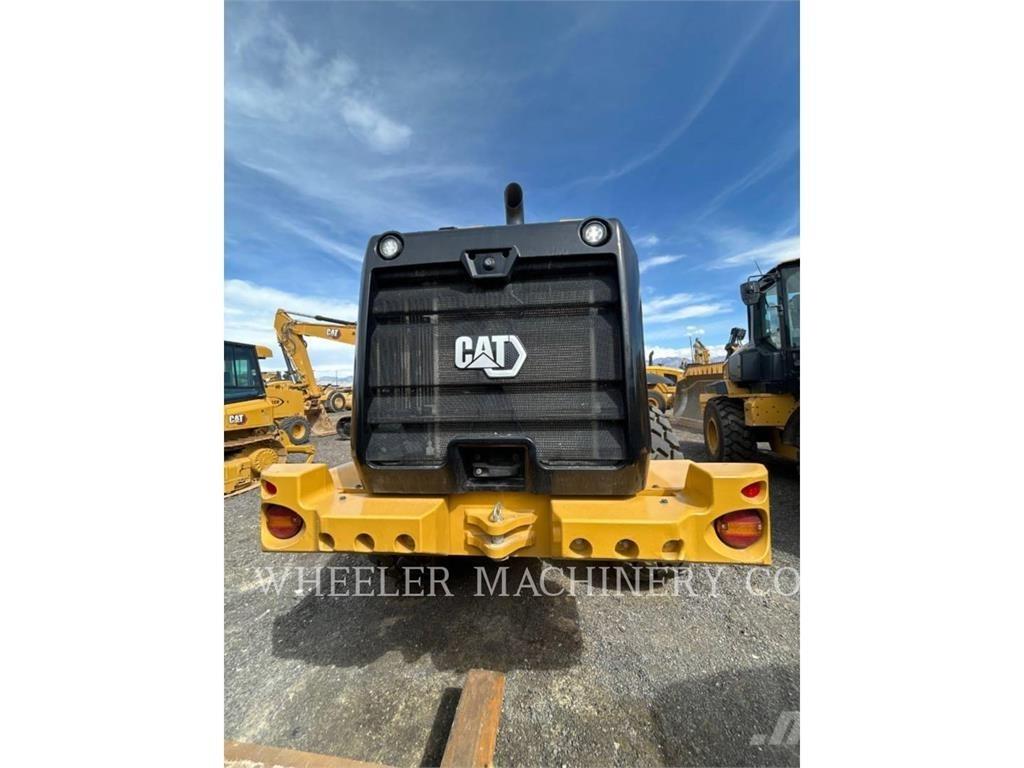 CAT 926M QC ホイールローダー・タイヤショベル
