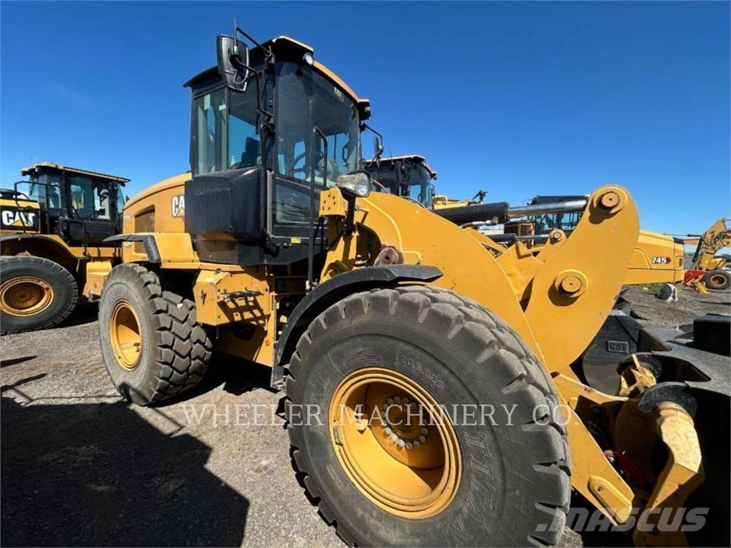 CAT 926M QC ホイールローダー・タイヤショベル