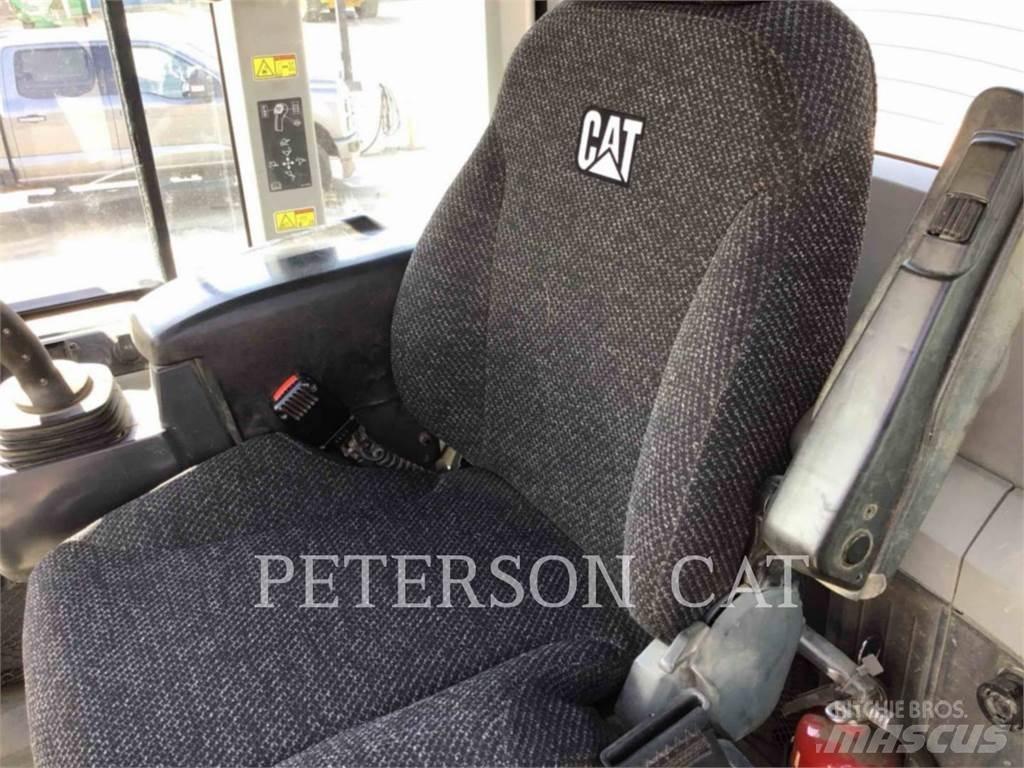 CAT 930M ホイールローダー・タイヤショベル