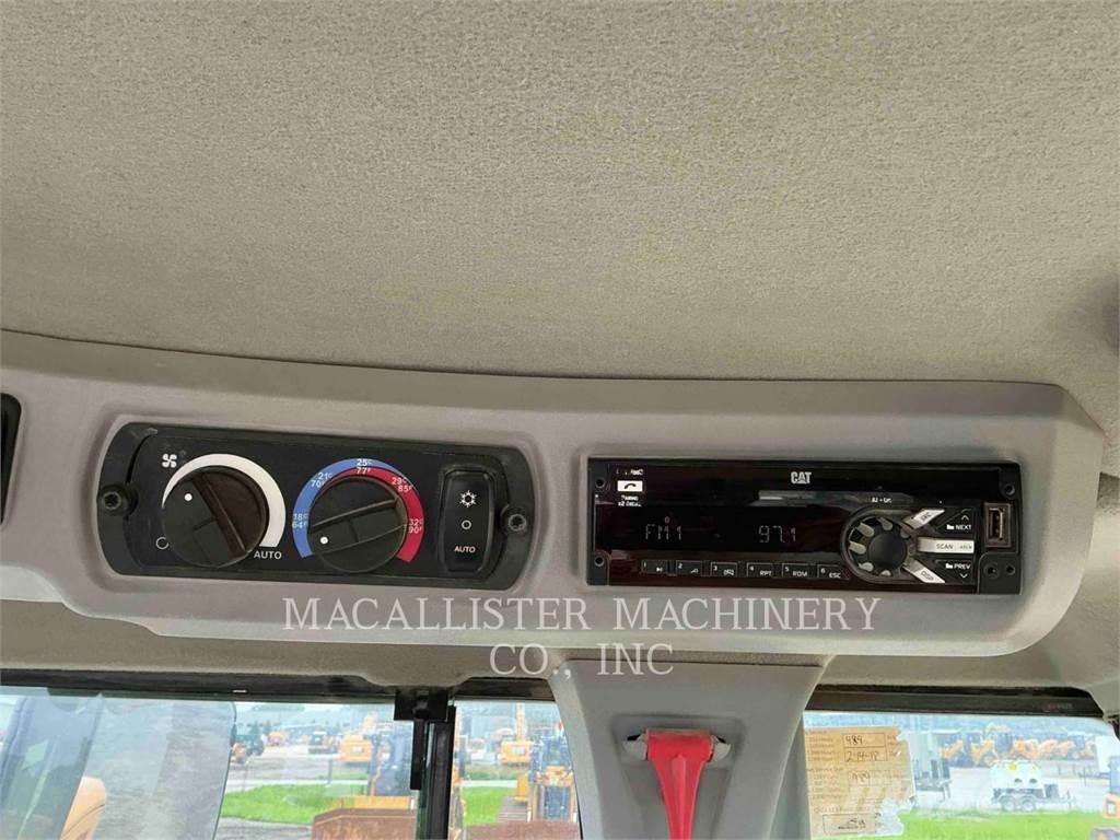 CAT 930M ホイールローダー・タイヤショベル