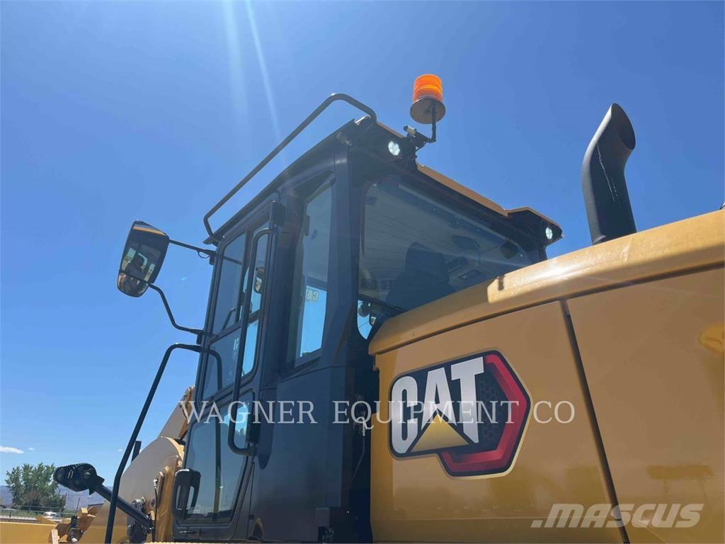 CAT 930M ホイールローダー・タイヤショベル
