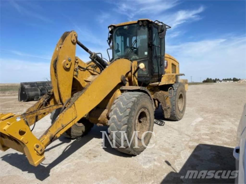 CAT 930M ホイールローダー・タイヤショベル