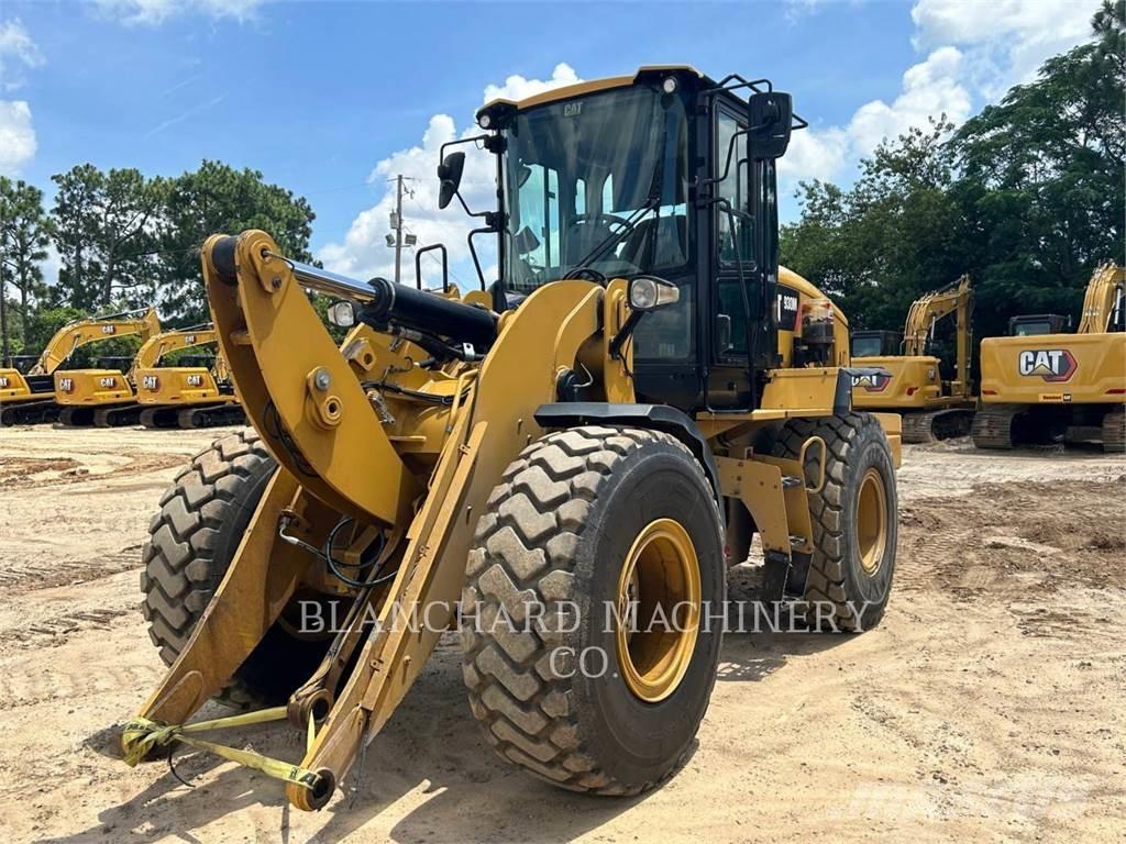 CAT 930M ホイールローダー・タイヤショベル