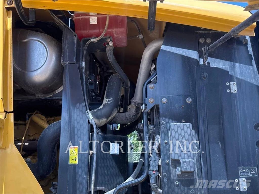 CAT 930M ホイールローダー・タイヤショベル