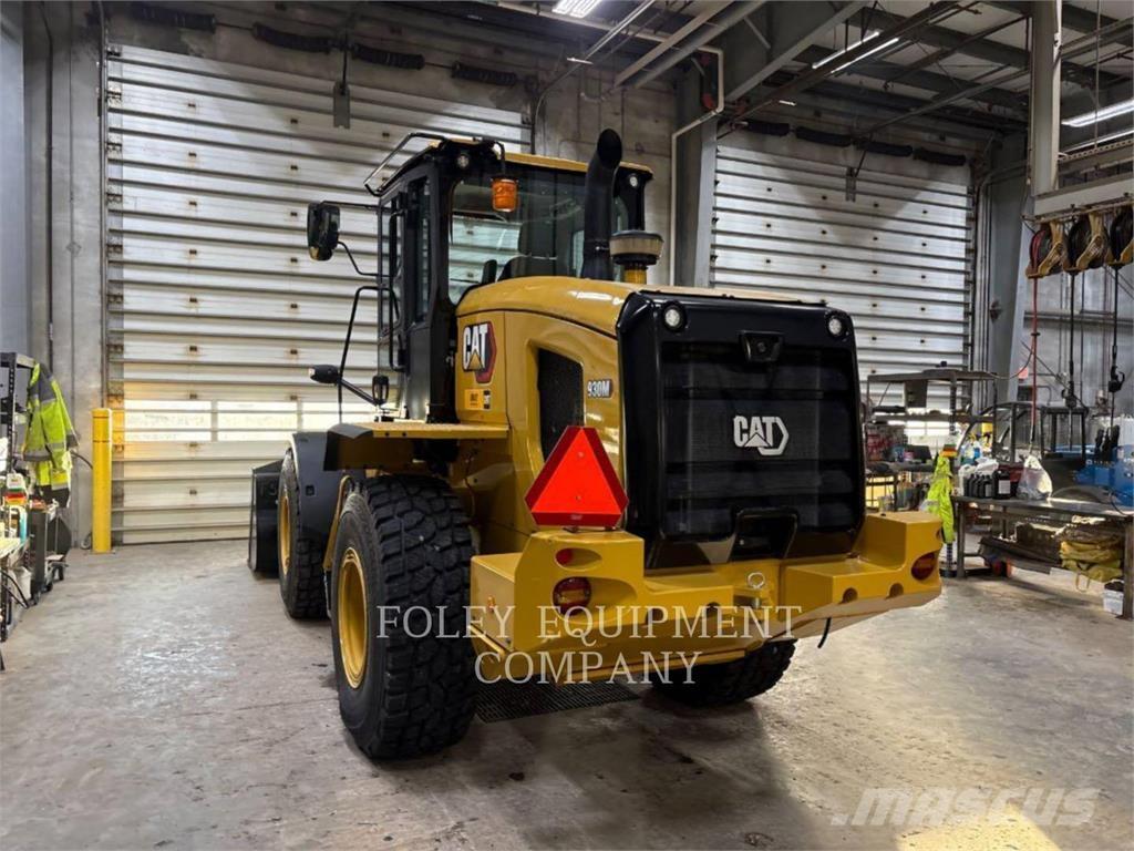 CAT 930M ホイールローダー・タイヤショベル