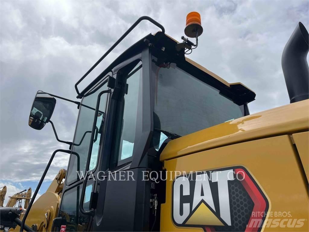 CAT 938 ホイールローダー・タイヤショベル