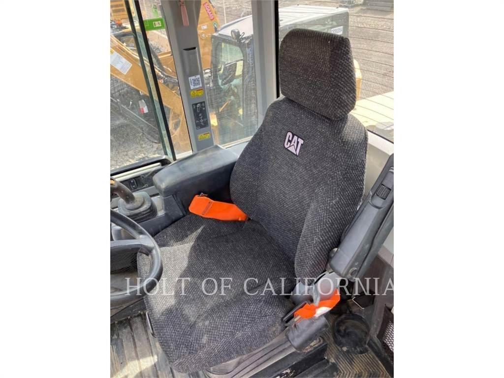 CAT 938 ホイールローダー・タイヤショベル
