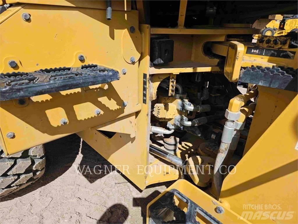 CAT 938M ホイールローダー・タイヤショベル
