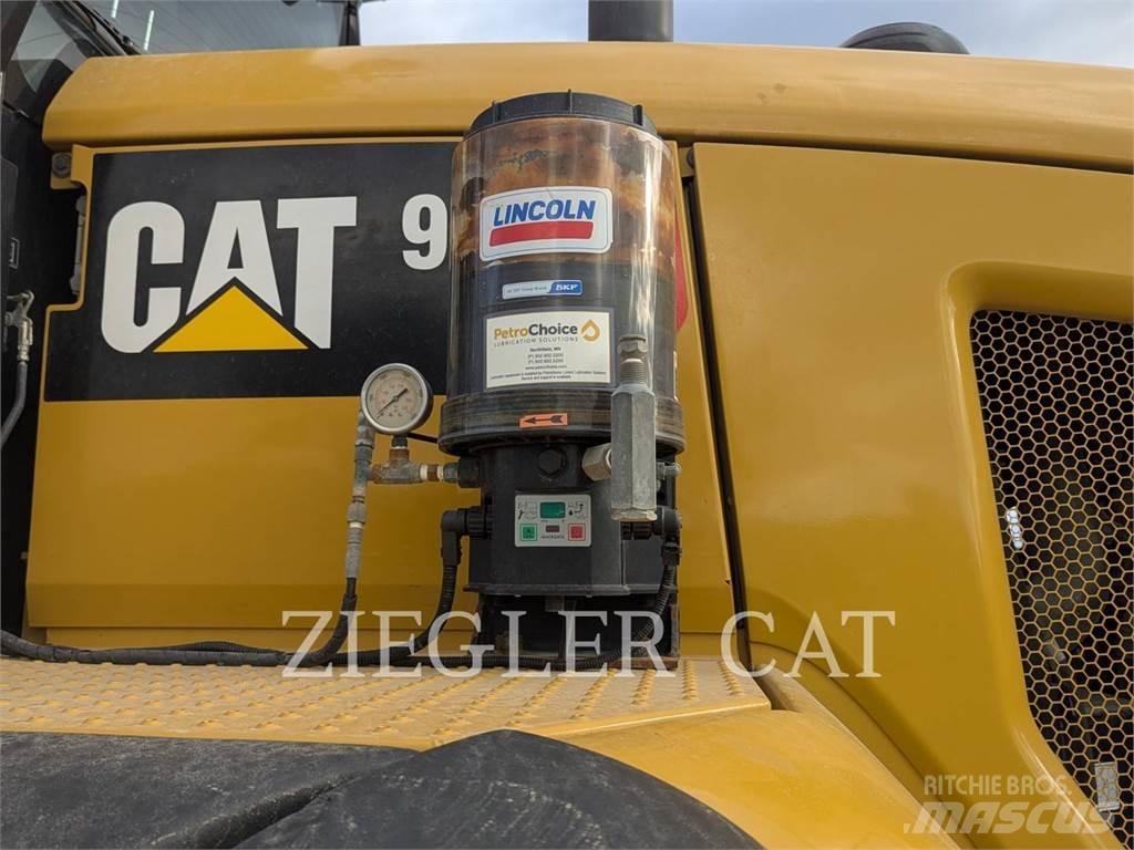 CAT 938M ホイールローダー・タイヤショベル