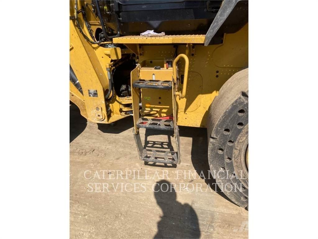 CAT 938M ホイールローダー・タイヤショベル