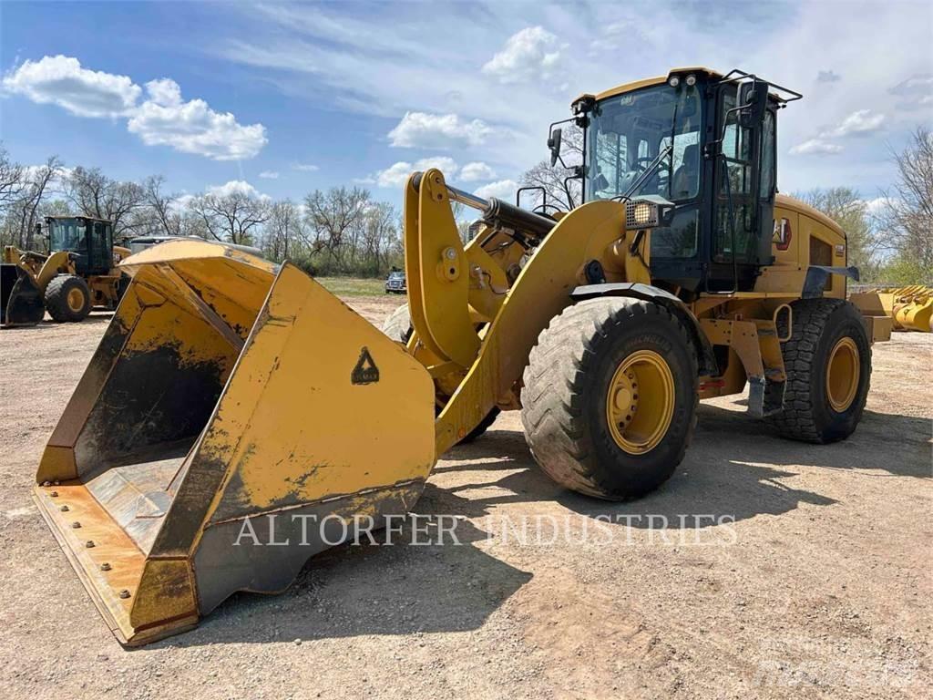 CAT 938M ホイールローダー・タイヤショベル