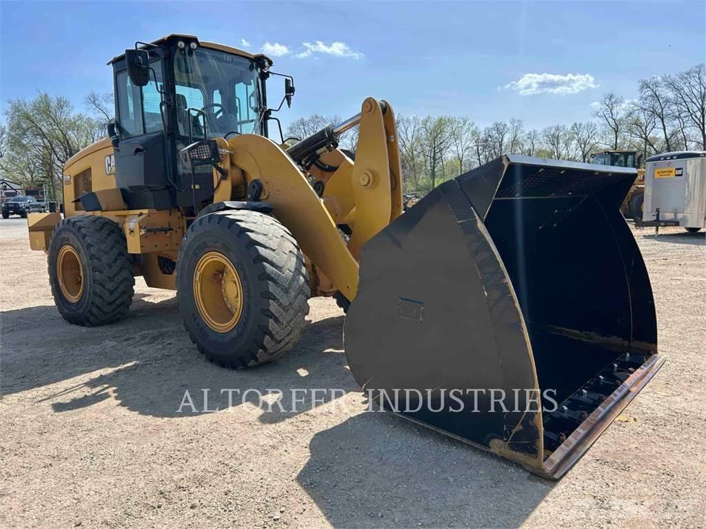 CAT 938M ホイールローダー・タイヤショベル