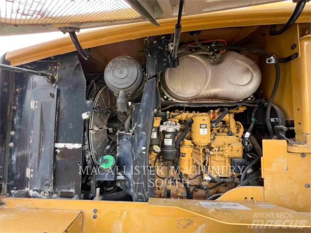CAT 938M ホイールローダー・タイヤショベル