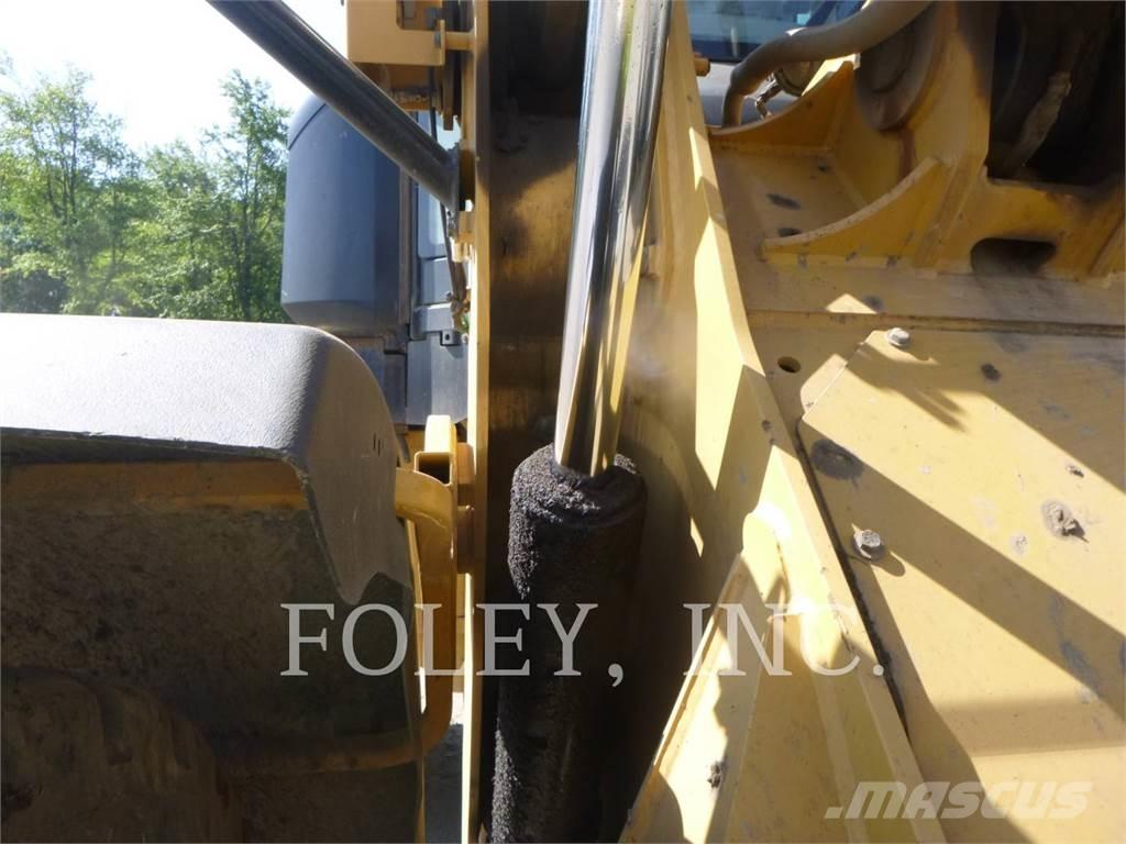 CAT 938M ホイールローダー・タイヤショベル