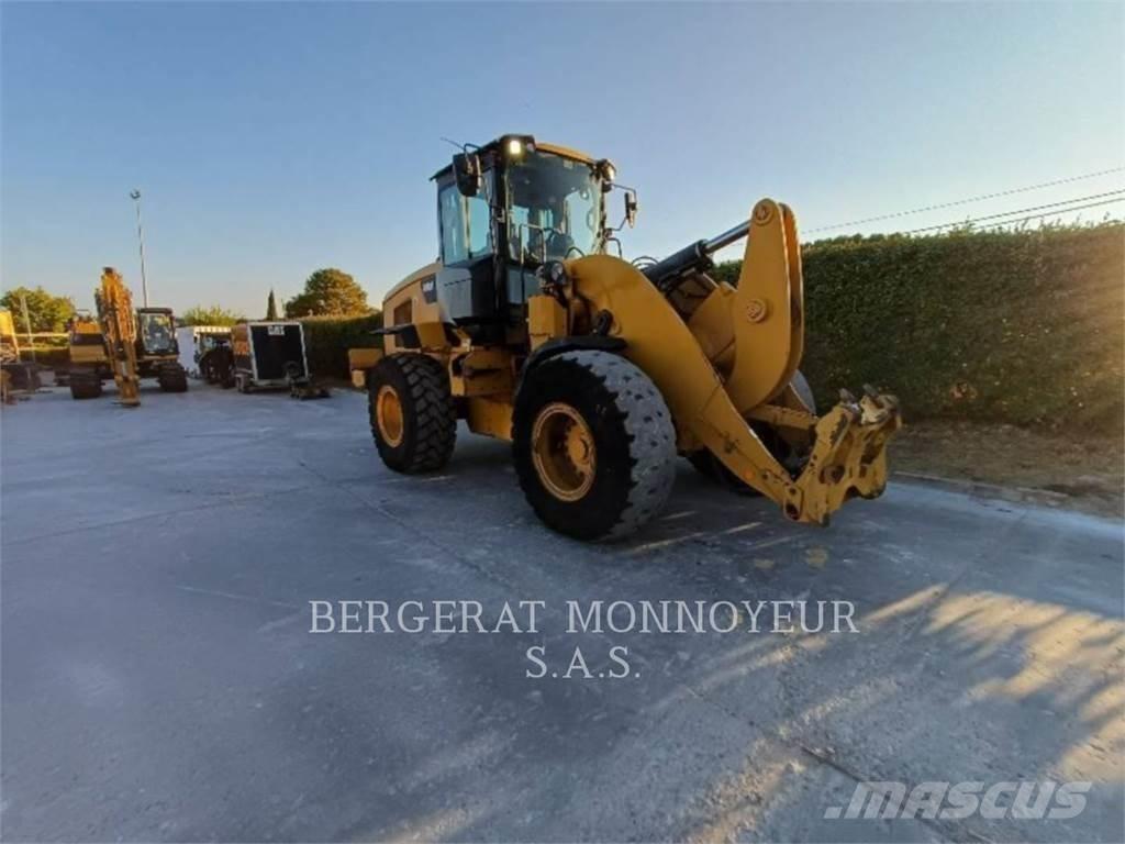 CAT 938M ホイールローダー・タイヤショベル