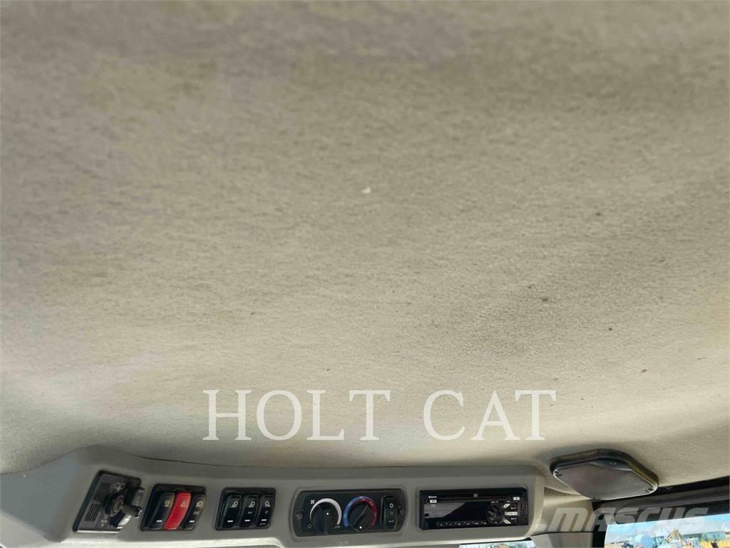 CAT 938M ホイールローダー・タイヤショベル
