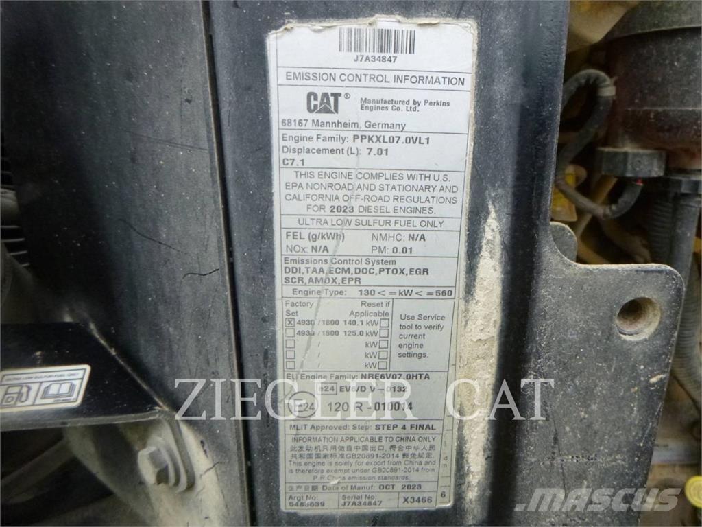 CAT 938M ホイールローダー・タイヤショベル