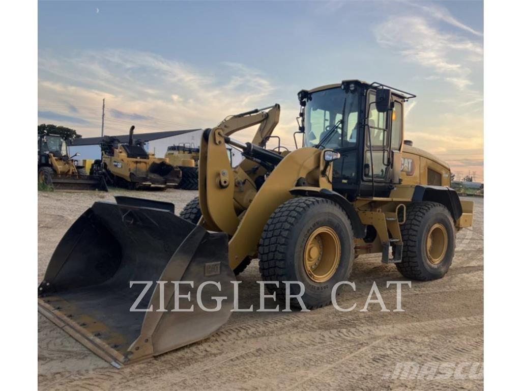 CAT 938M ホイールローダー・タイヤショベル