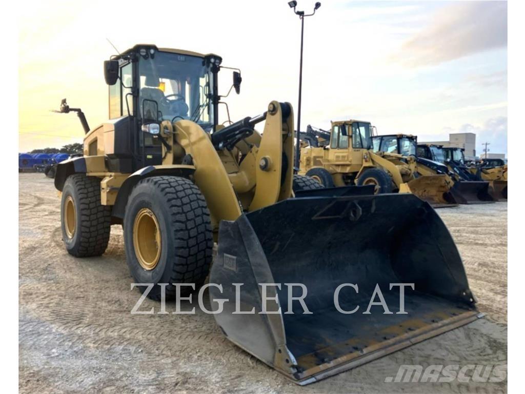 CAT 938M ホイールローダー・タイヤショベル