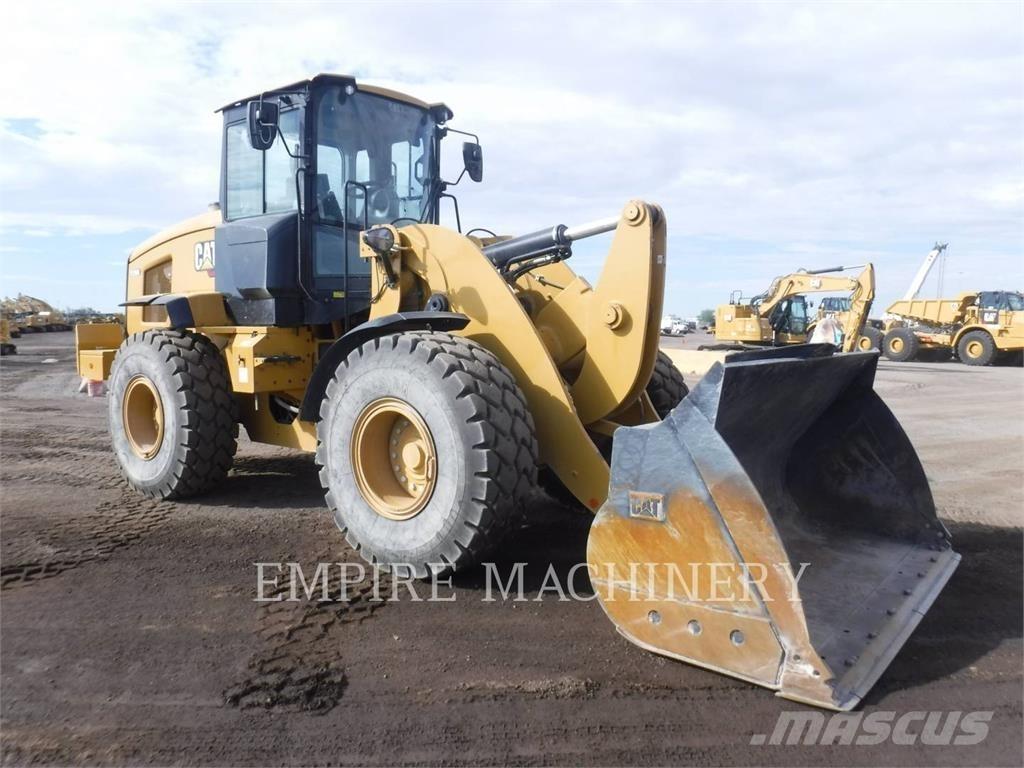 CAT 938M ホイールローダー・タイヤショベル