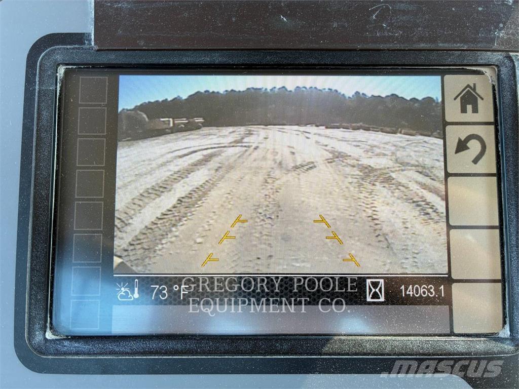 CAT 938M ホイールローダー・タイヤショベル