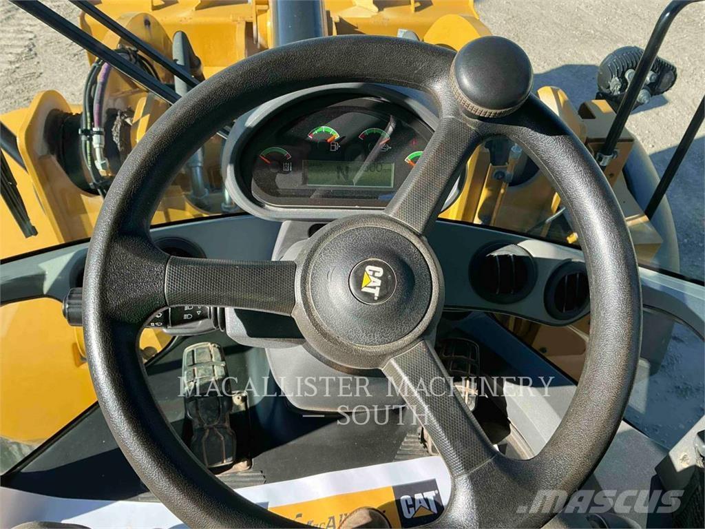 CAT 938M ホイールローダー・タイヤショベル