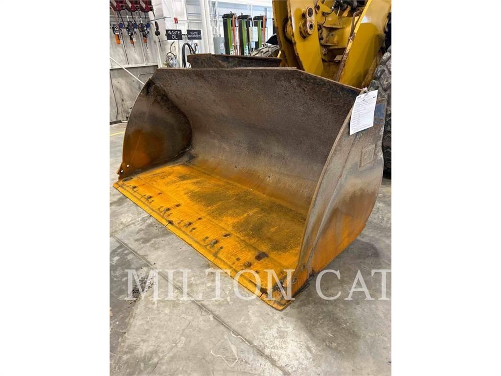 CAT 938M 3V ホイールローダー・タイヤショベル