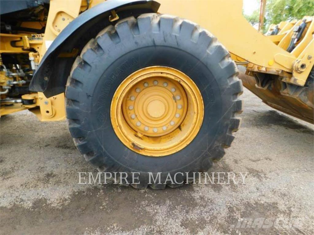 CAT 938M FC ホイールローダー・タイヤショベル