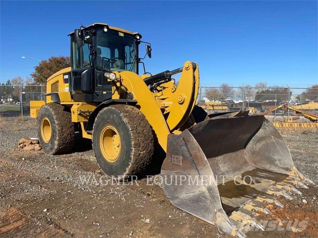 CAT 938M FC ホイールローダー・タイヤショベル