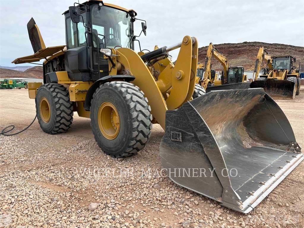 CAT 938M QC ホイールローダー・タイヤショベル