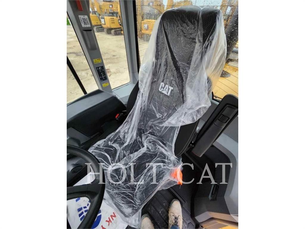 CAT 938M QC ホイールローダー・タイヤショベル