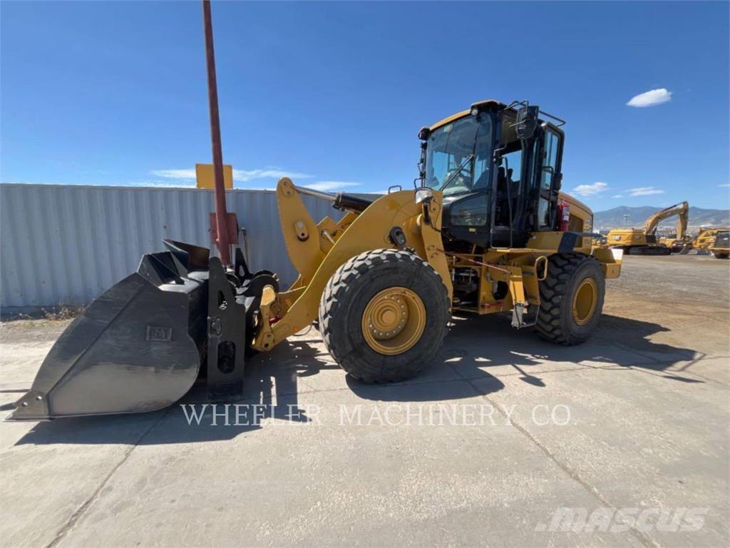CAT 938M QC ホイールローダー・タイヤショベル
