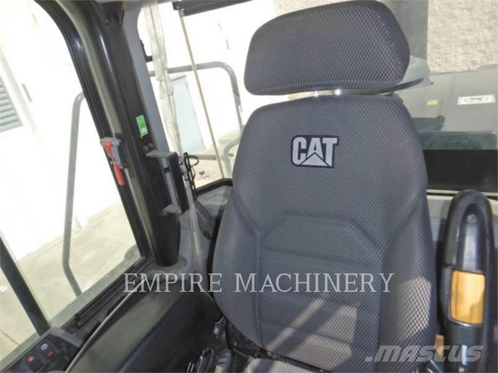 CAT 950M ホイールローダー・タイヤショベル