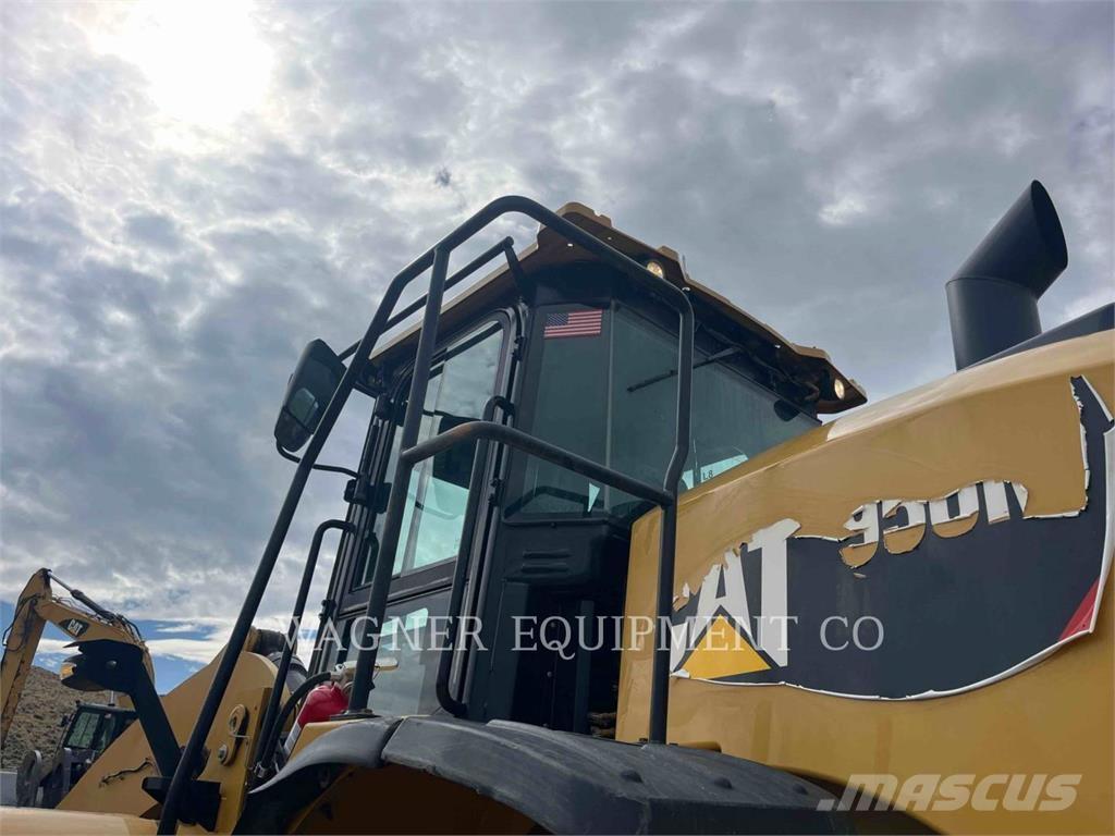 CAT 950M ホイールローダー・タイヤショベル