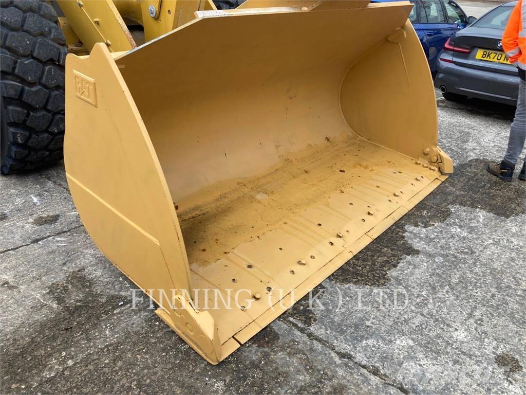 CAT 950M ホイールローダー・タイヤショベル