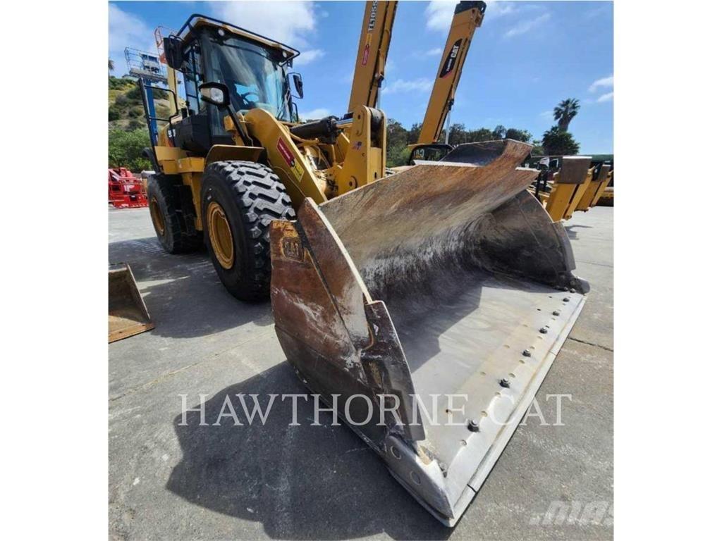 CAT 950M ホイールローダー・タイヤショベル
