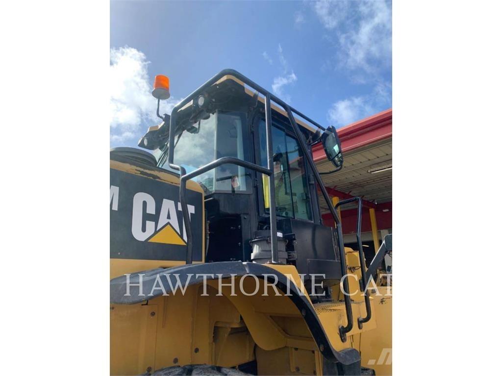 CAT 950M ホイールローダー・タイヤショベル