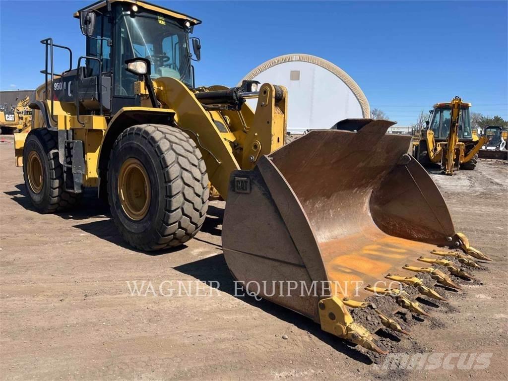 CAT 950M FC ホイールローダー・タイヤショベル