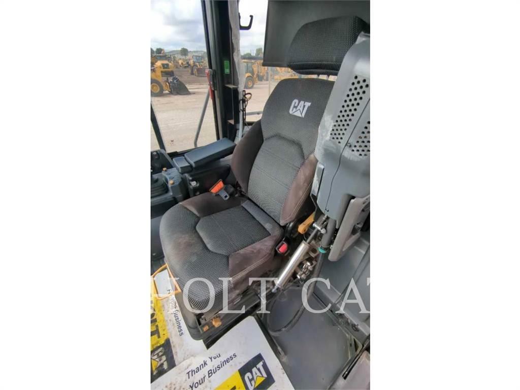 CAT 950M QC ホイールローダー・タイヤショベル