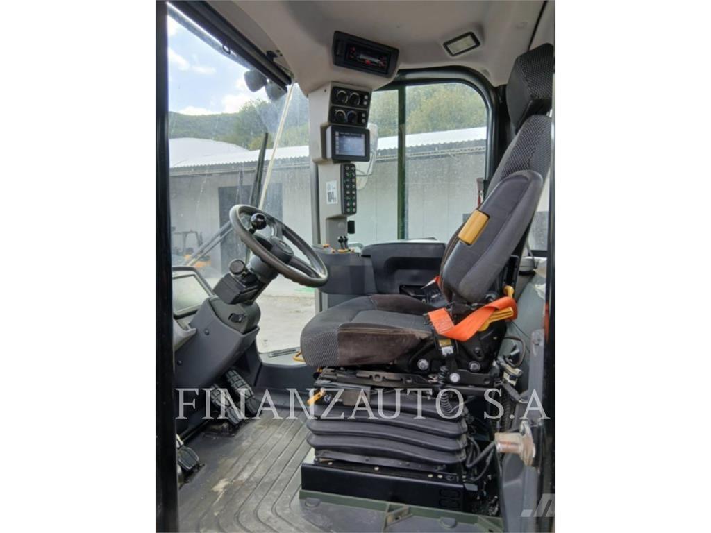 CAT 962M ホイールローダー・タイヤショベル