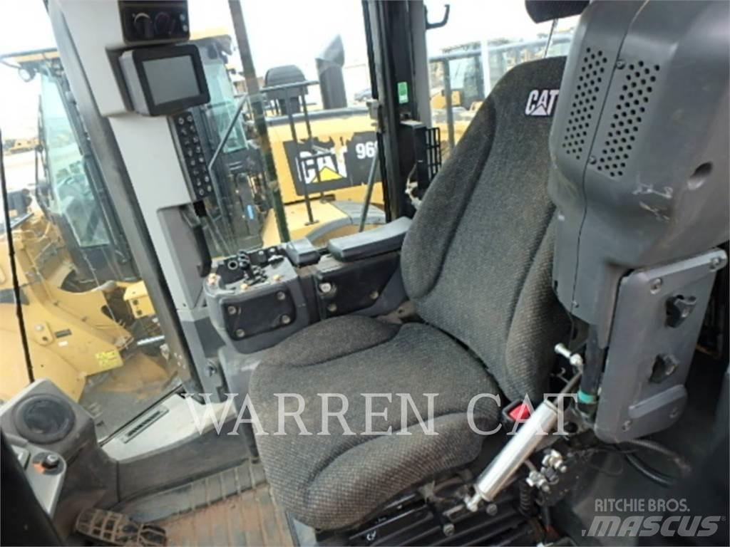 CAT 966M ホイールローダー・タイヤショベル