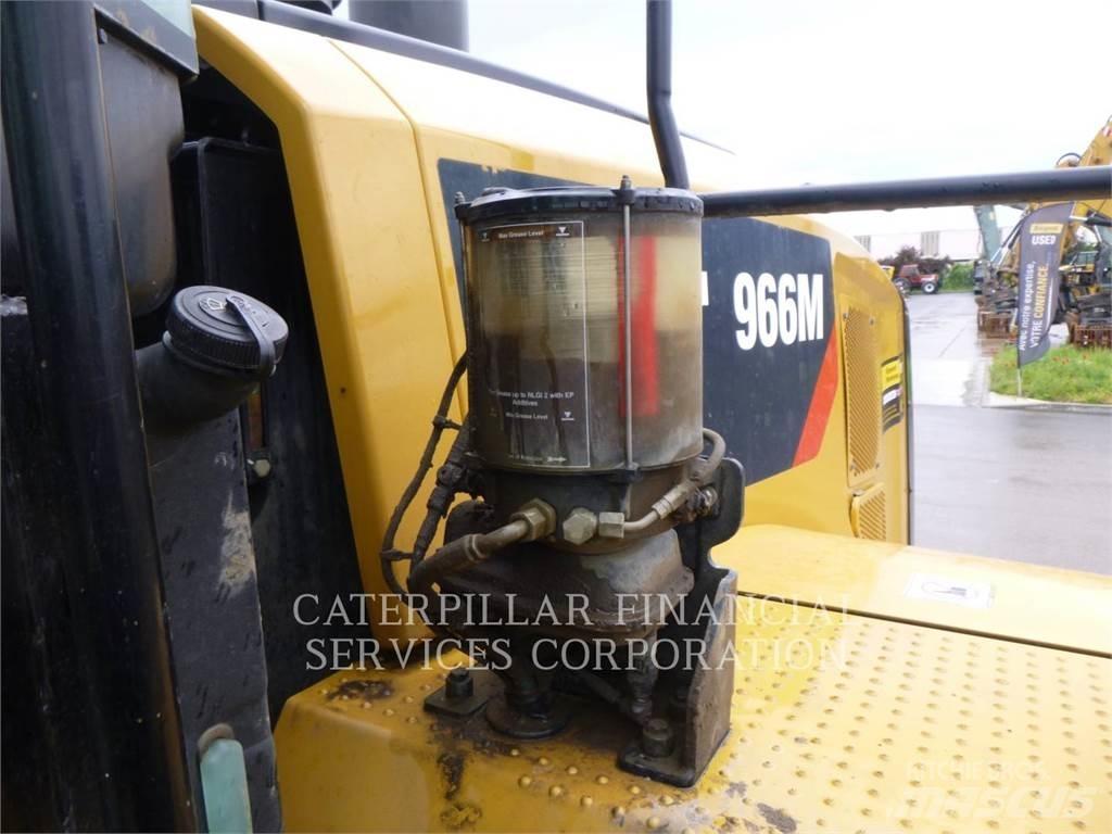 CAT 966M ホイールローダー・タイヤショベル
