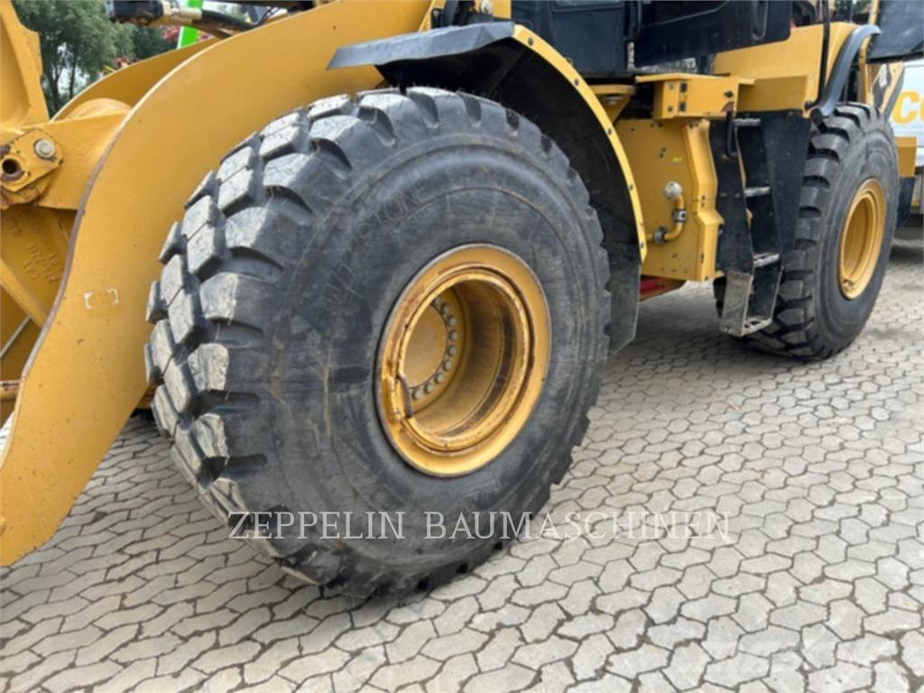 CAT 966M ホイールローダー・タイヤショベル
