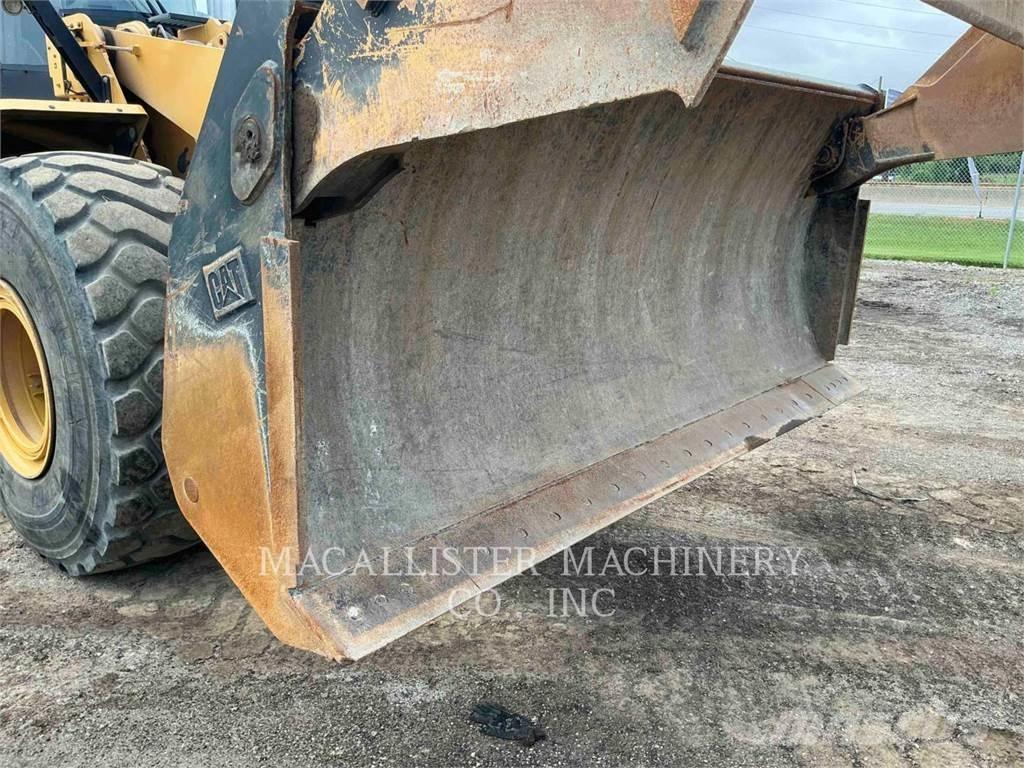 CAT 966M ホイールローダー・タイヤショベル
