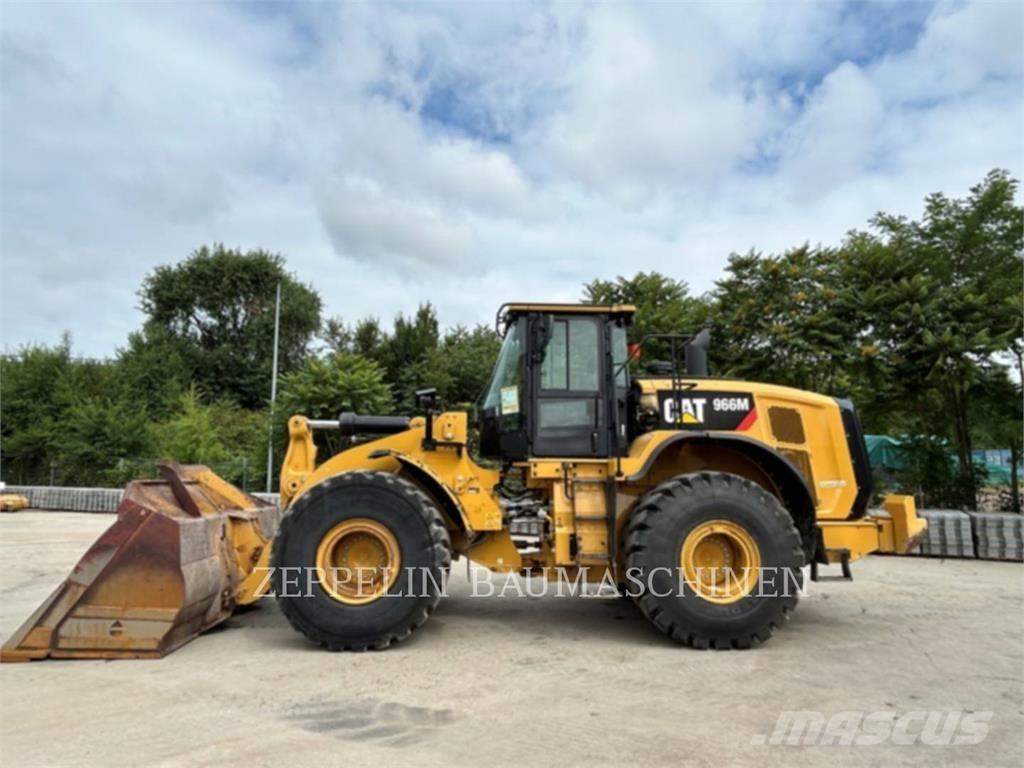 CAT 966M ホイールローダー・タイヤショベル