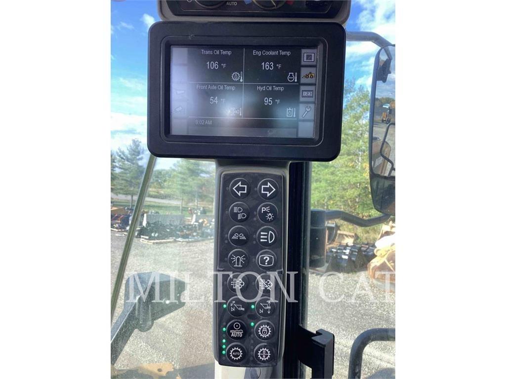 CAT 966M ホイールローダー・タイヤショベル